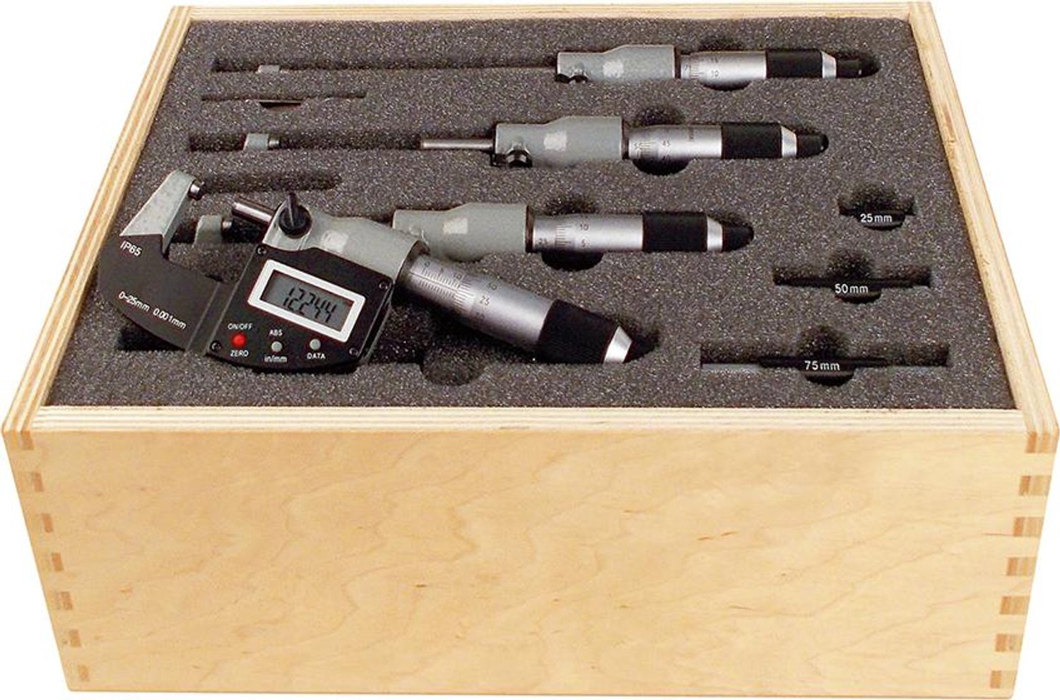 Beugelschroefmaat IP65 digitaal in etui 0-100mm FORMAT