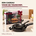 Set van drie Rednas gietijzeren pannen in cadeauverpakking, geschikt voor inductie en barbecue.