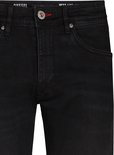 Zwarte Petrol Industries jeans met regular tapered fit en knoopsluiting met rood detail.