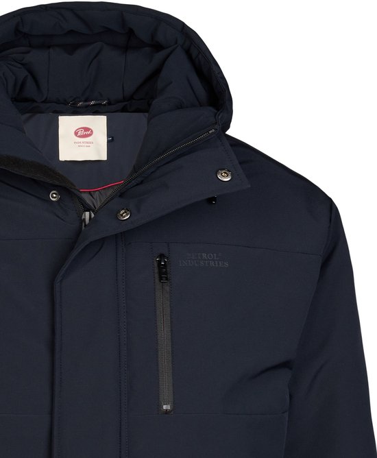 Donkerblauwe Petrol Industries parka met capuchon, rits- en drukknoopsluiting en borstzak met rits.