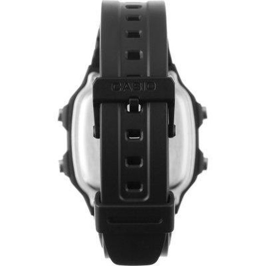 Sluiting van een zwarte Casio horlogeband met het Casio-logo.