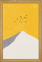 JUNIQE - Poster met houten lijst Mountain Peak -60x90 /Geel & Ivoor