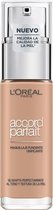 L’Oréal Paris - Accord Parfait Foundation - 3R/C  - Natuurlijk Dekkende Foundation met Hyaluronzuur en SPF 16 - 30 ml