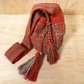 Schoudertas, Wayuu schoudertas,  roestkleurig, medium, over shoulder bag, gehaakte tas, kleurrijk, authentiek design