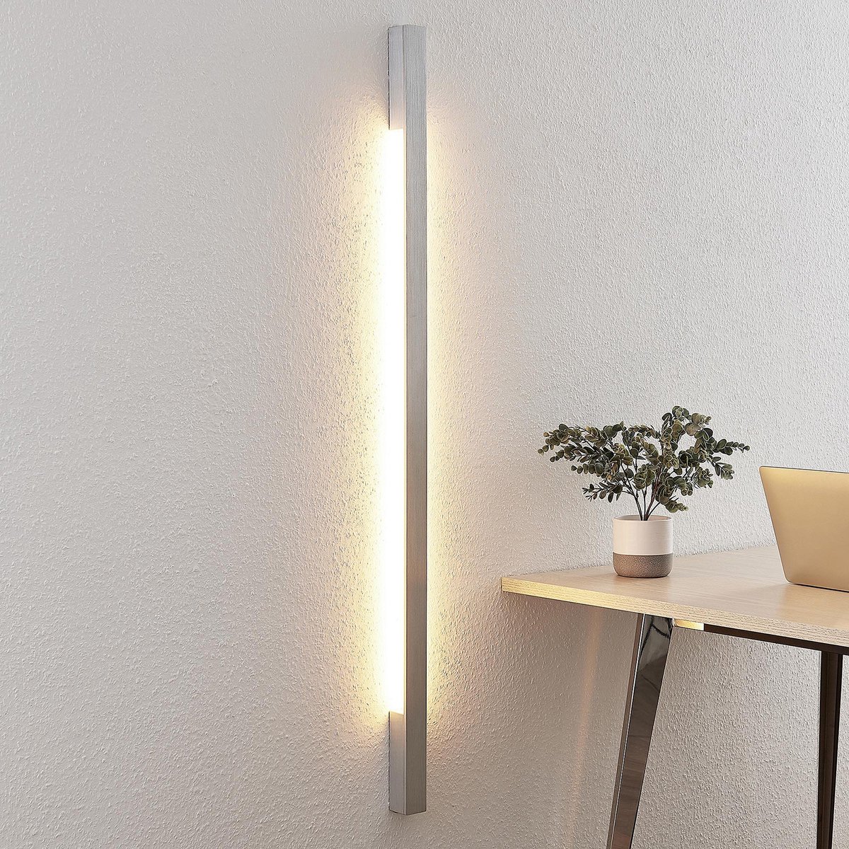Arcchio - LED wandlamp - 2 lichts - aluminium - H: 130 cm - geborsteld aluminium - Inclusief lichtbronnen