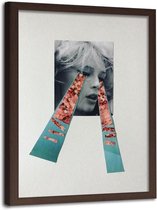 Foto in frame , Vrouw met artistieke tranen ,70x100cm , grijs blauw roze , wanddecoratie