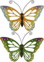 Set van 2x stuks tuindecoratie muur/wand/schutting vlinders van metaal in groen en oranje tinten 51 x 38 cm