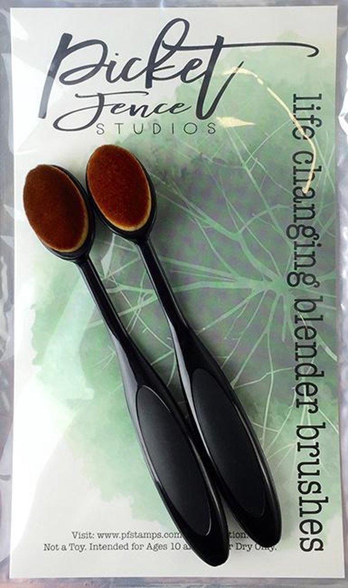 Afbeelding van product Picket Fence Studios  Life Changing Blending Brushes (2pcs) (BR-101)