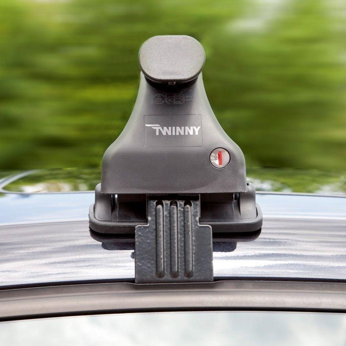 Twinny Load Dakdragerset S25 – Stalen dakdragers – Pasklaar - Afsluitbaar – TÜV-GS goedgekeurd - Maximaal draagvermogen 50 kg – foto 3