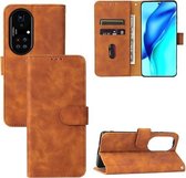 Voor Huawei P50 Pro Effen Kleur Huid Voelen Magnetische Gesp Horizontale Flip Kalf Textuur PU Lederen Case met Houder & Kaartsleuven & Portemonnee (Bruin)