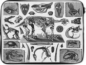 Laptophoes 15.6 inch - Illustraties van skeletten en fossielen - Laptop sleeve - Binnenmaat 39,5x29,5 cm - Zwarte achterkant
