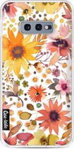 Casetastic Samsung Galaxy S10e Hoesje - Softcover Hoesje met Design - Flowers Gold Print