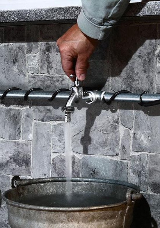 Vorst beschermkabel - Voorkomt het bevriezen van waterleidingen bij vorst - Schakelt automatisch in - Bescherming tot -45 graden - Zwart - 1 Meter - Vorstkabel