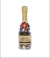 Snoep - Champagnefles - Voor de beste collega - Gevuld met verpakte Italiaanse bonbons - In cadeauverpakking met gekleurd lint
