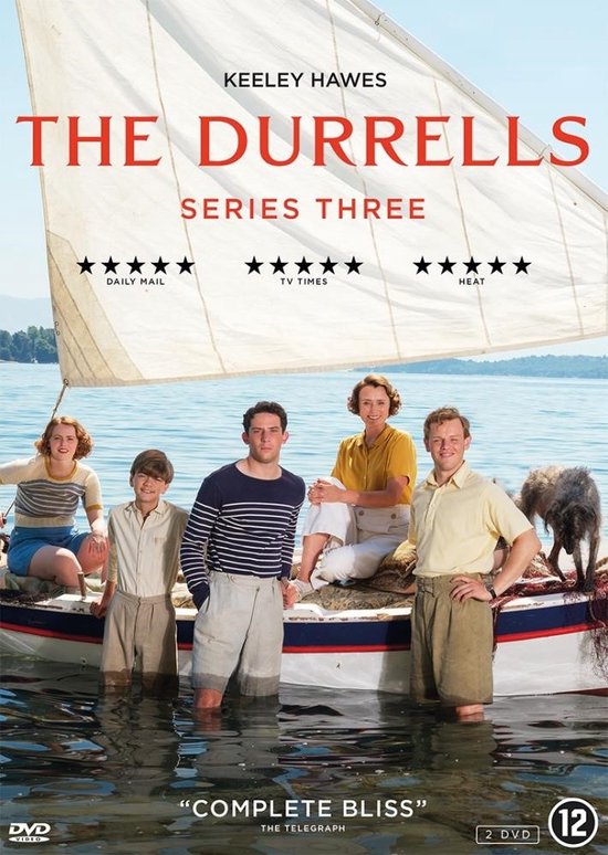 DVD-hoes van 'The Durrells - Serie Drie' met de cast op een boot, met zeil en water.