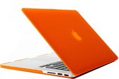 Macbook case van By Qubix - Oranje - Pro 13 inch RETINA - Alleen geschikt voor de Macbook pro Retina 13 inch (Model nummer: A1425 / A1502) - Hoge kwaliteit macbook cover!