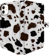 Apple iPhone 11 Hoesje - Portemonneehoesje  - Met pasjeshouder - Met Dierenprint - Koeien Patroon - Donkerbruin