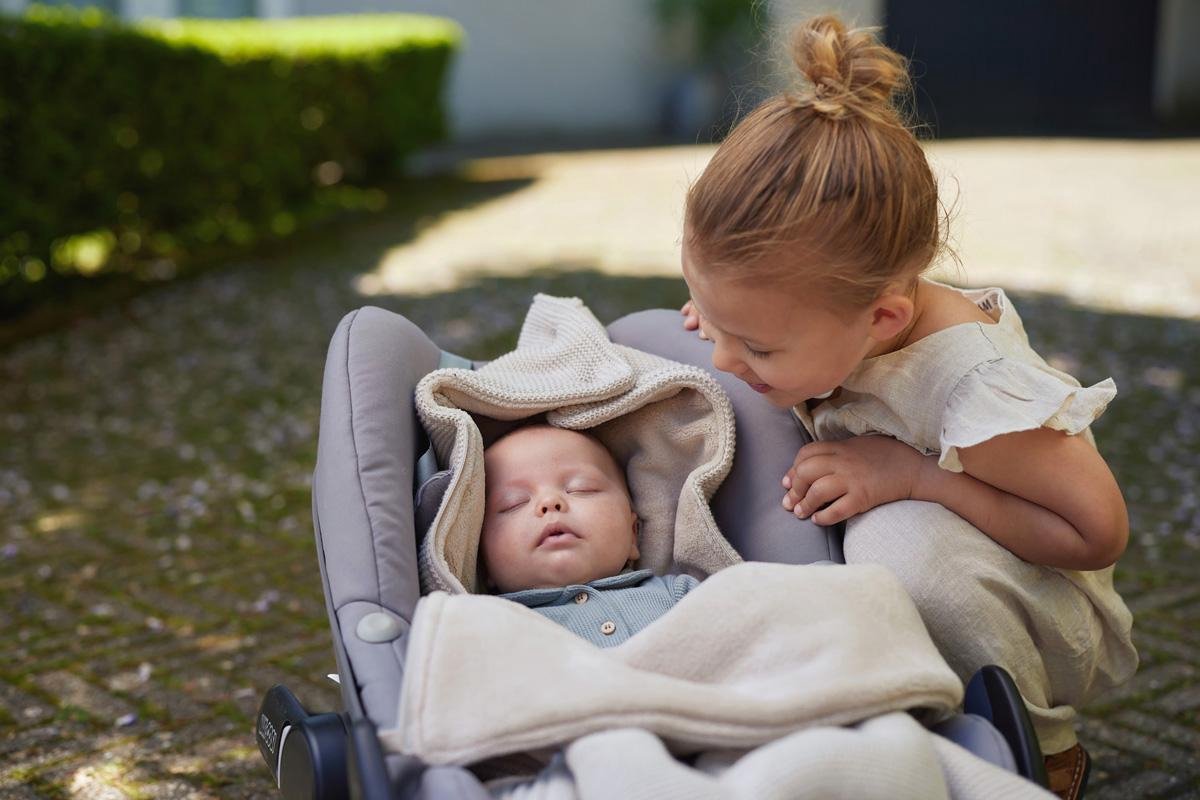 Jollein Basic Knit Voetenzak Nougat – Autostoel & Kinderwagen