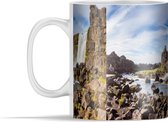 Mok - Een opvallende waterval in het IJslandse Nationaal park Þingvellir - 350 ml - Beker