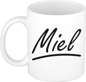 Miel naam cadeau mok / beker met sierlijke letters - Cadeau collega/ vaderdag/ verjaardag of persoonlijke voornaam mok werknemers