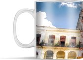 Mok - Kleurrijke huizen midden in Habana Vieja - 350 ml - Beker