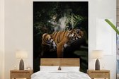 Behang - Fotobehang Tijger - Jungle - Boom - Breedte 225 cm x hoogte 350 cm