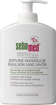 Sebamed Zeepvrije wasemulsie - Diepe reiniging tot in de poriën - Pentavitin beschermt tegen uitdroging - Voor handen, gezicht en lichaam - Zeepdispenser - Douchemiddel - 300 ml