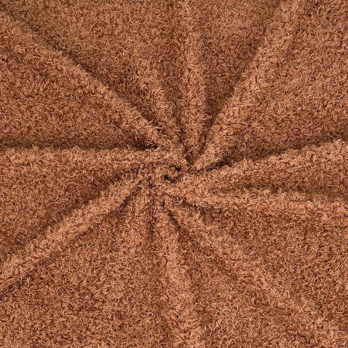 Kunstbont van 91,4 cm, 153 cm breed en 1 mm dik voor DIY knutselen, kostuums en naaiwerk in zadelbruin