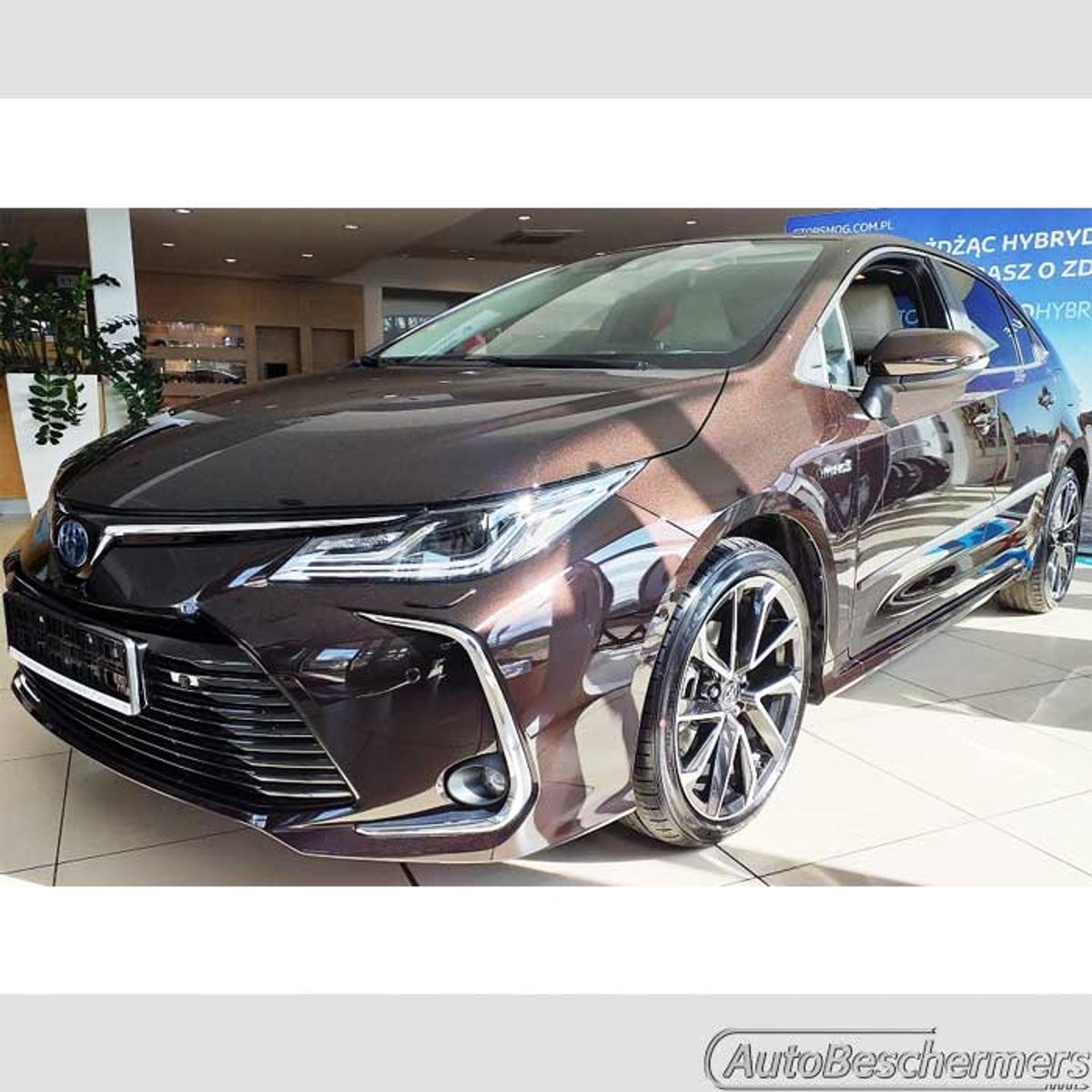 Stootlijsten set zwart voor Toyota Corolla Sedan 04.2019-. De stootstrips zijn zelfklevend. Set a 4 stuks (#1620)
