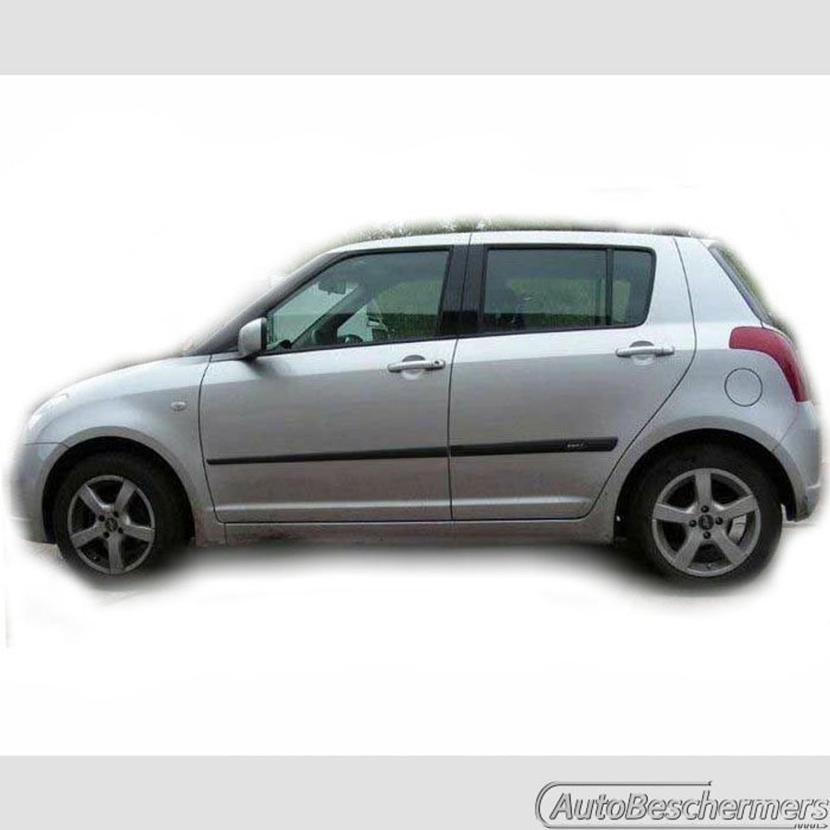 Stootlijsten set zwart voor Suzuki Swift 5-deurs 05.2005-09.2010. De stootstrips zijn zelfklevend. Set a 4 stuks (#0014)