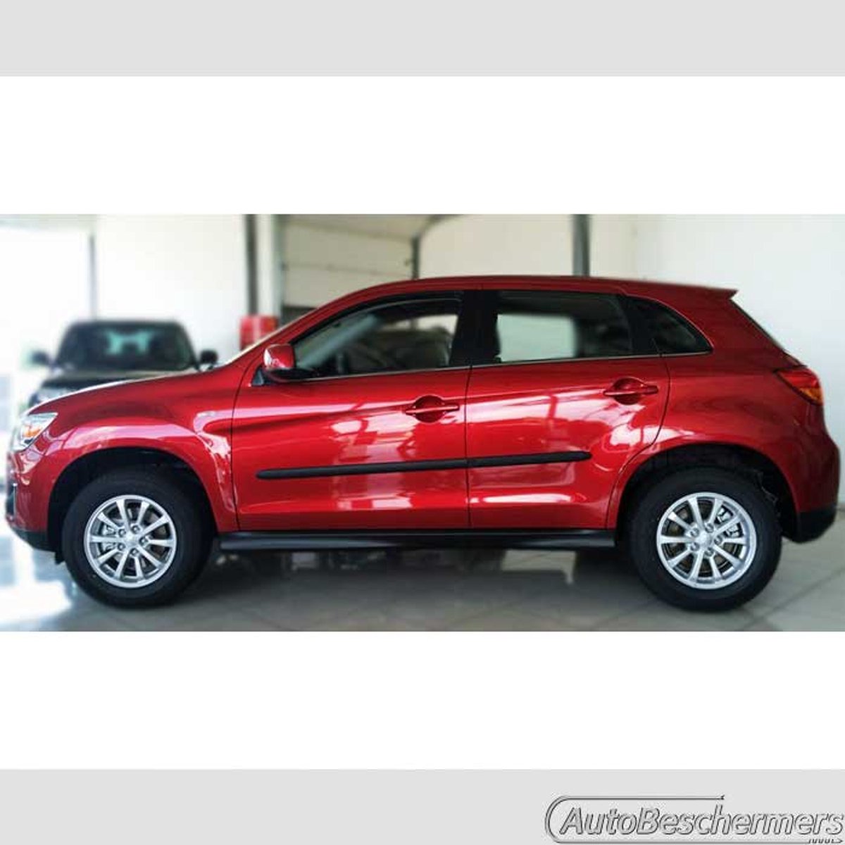Stootlijsten set rechte vorm zwart voor Mitsubishi ASX 2010-10.2012. De stootstrips zijn zelfklevend. Set a 4 stuks (#0002)
