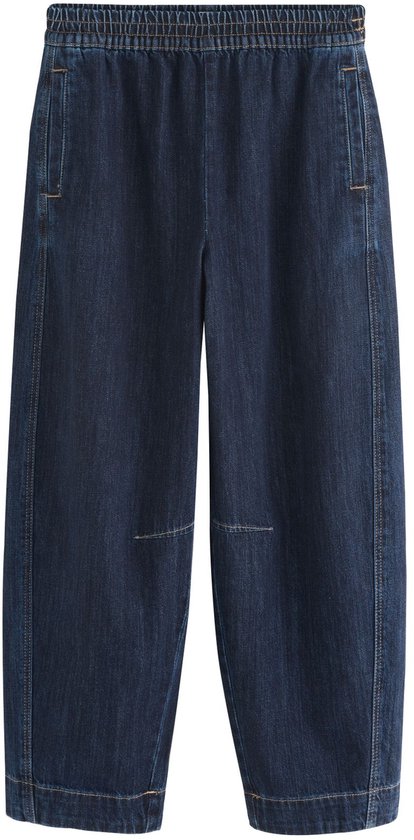 Donkerblauwe jeans met wijde, ronde pijpen en een elastische tailleband.