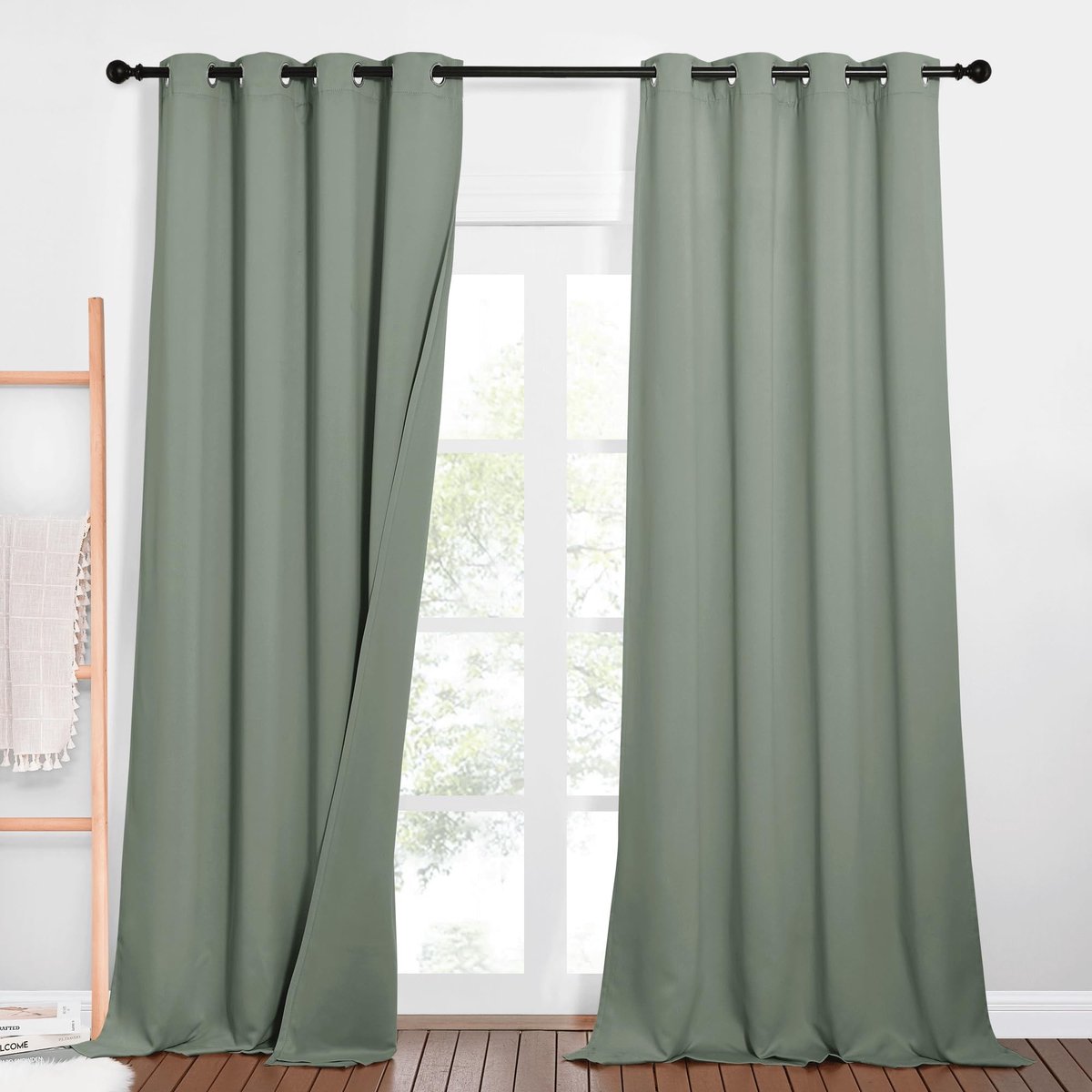Dailygoods- Verduisteringsgordijn 240 x 132 cm - Set van 2 - Drie lagen - Oogjes - Thermogordijn - Geluidsisolatie - Gordijnen