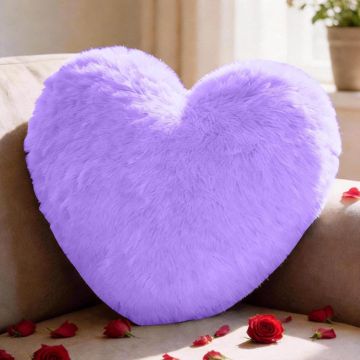 Zachte Hartvormige Knuffelkussen - 36 x 46 cm - Paars Kussen voor Woonkamer, Kinderkamer en als Cadeau, Aesthetic Plush Kussen voor Comfort en Decoratie