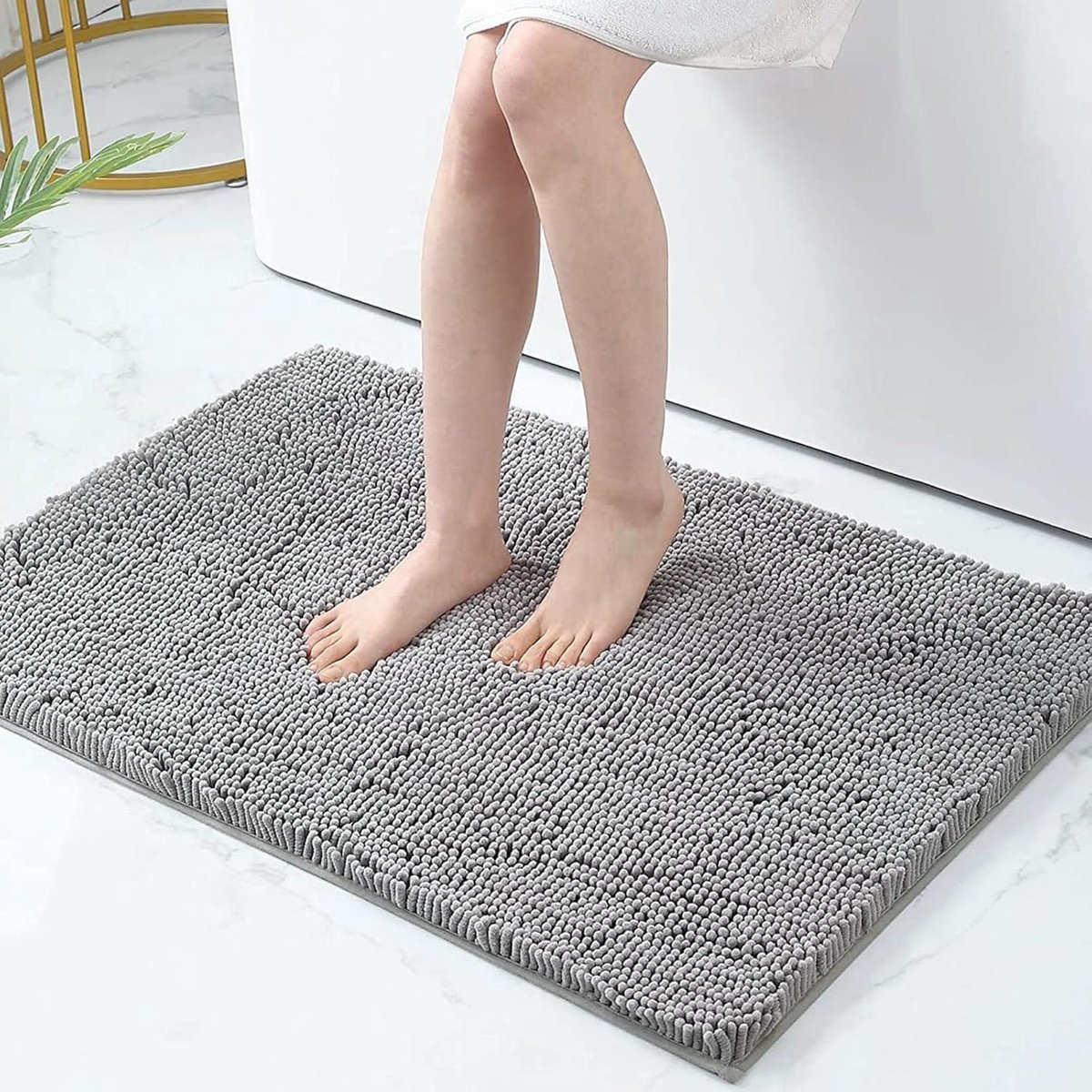 SnelShoppen - Non Slip Badmat Chenille Microfiber Badmat 60 x 90 cm - Lichtgrijs, Absorberend, Hoogpolig, Comfortabel voor Badkamer, Douche, en Toilet