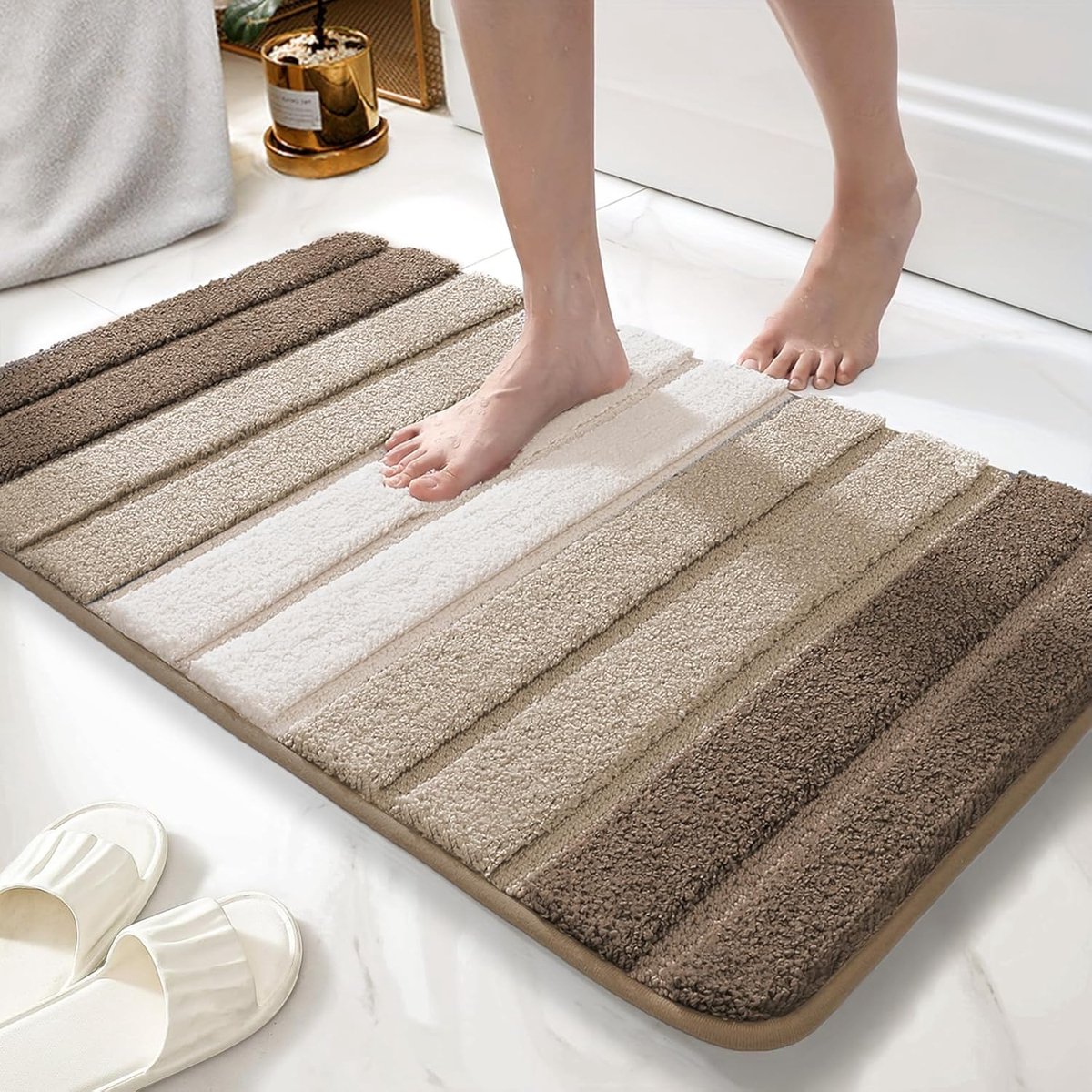 SnelShoppen - Microfibre Badmat, Deurmat, Badkleed, Super Absorberend Badkamer Tapijt 40x60 cm, Champagne, Luxe en Zacht voor Thuisgebruik