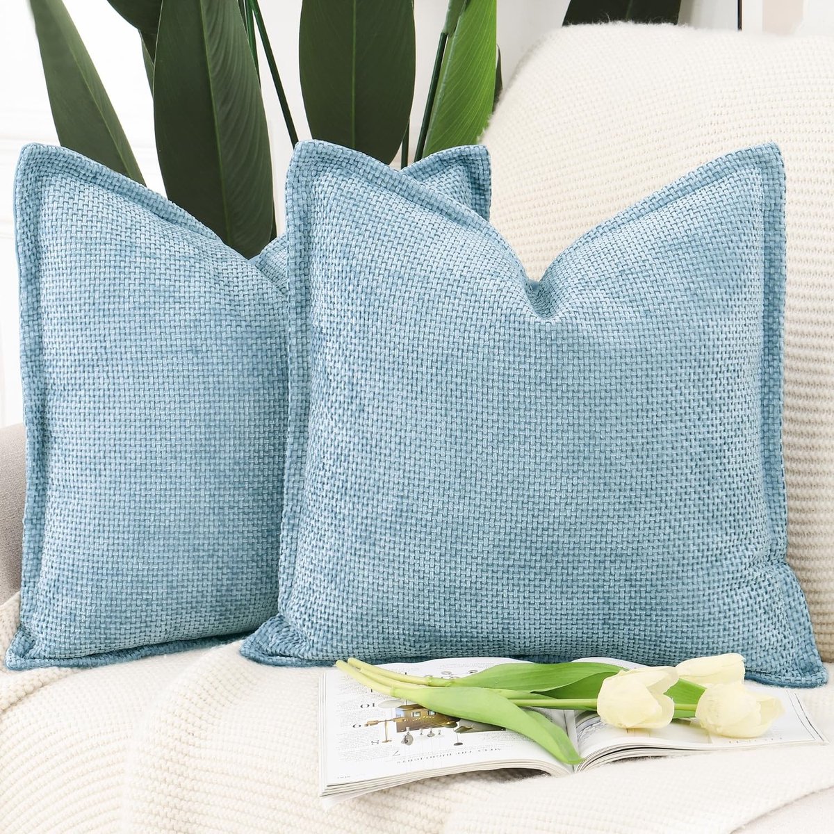Omgoods - Set van 2 Zachte Chenille Velvet Kussenhoezen 40 x 40 cm Lichtblauw