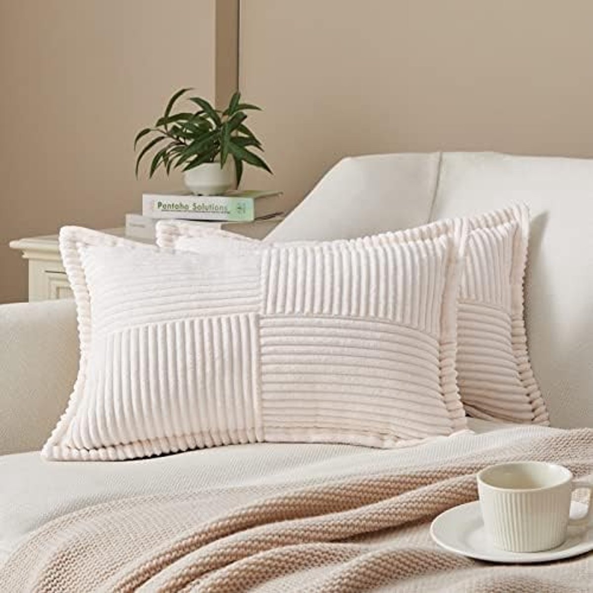 Omgoods - Set van 2 Crème Corduroy Kussenhoezen 30 x 50 cm