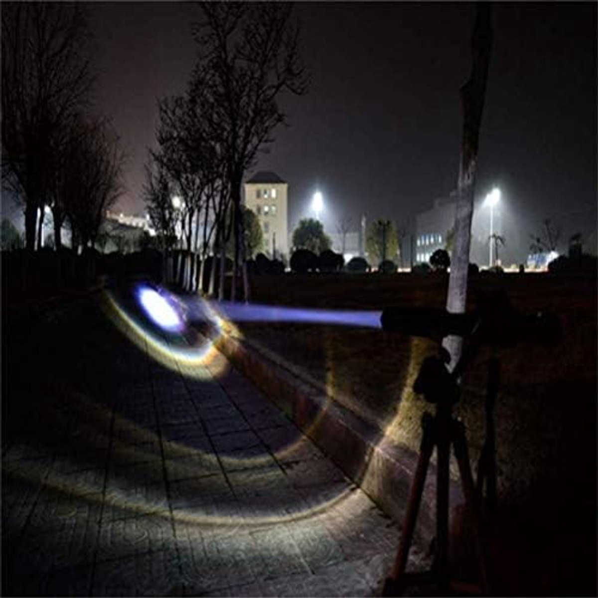 Omgoods - Telescopische Zoomzaklamp met Superhelder Licht en Zelfverdedigingsfunctie