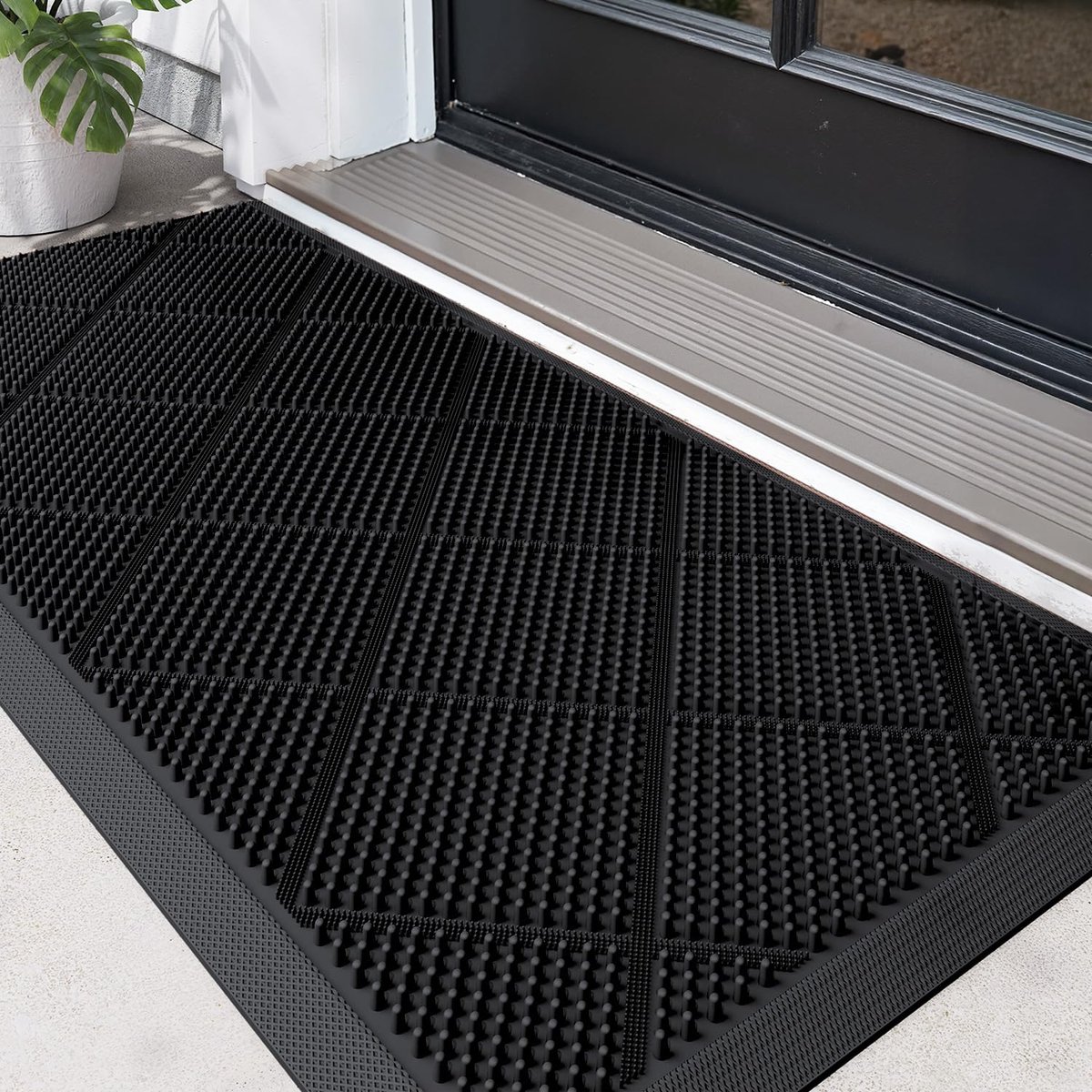 Famanu Deurmat van 43 x 90 cm in zwart, antislip vuilvanger en droogloopmat voor binnengebruik