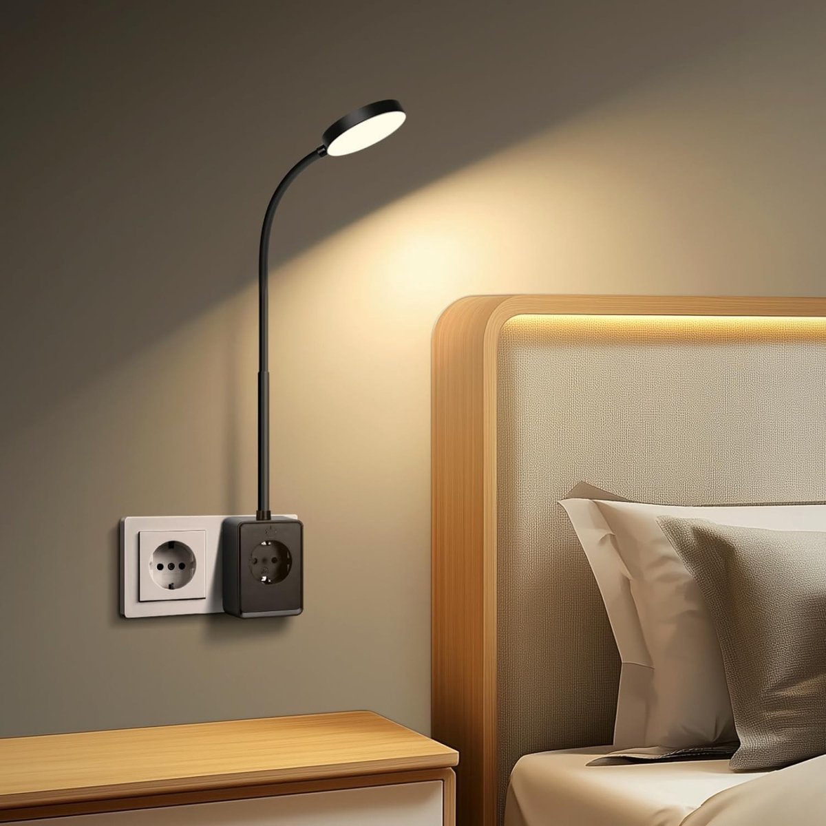 Stekkerlampje - Zwart - LED Wandlamp met Stopcontact en USB A & C Poorten - Flexibele Hals - Voor Slaapkamer en Werkplek
