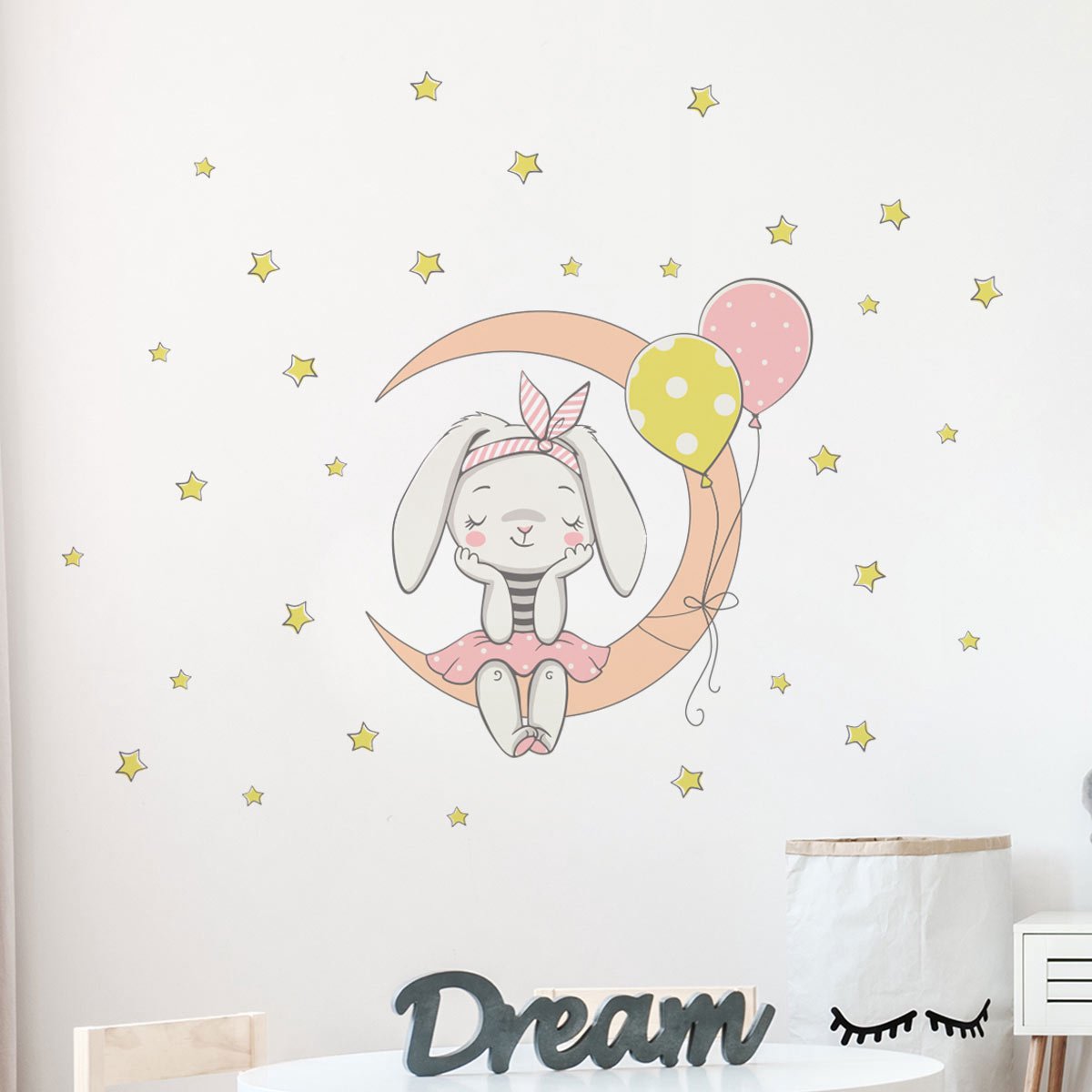 Ambiance Sticker Muurstickers - Kindje Konijn zittend op de maan en 30 sterren - Transparante achtergrond - 95x90cm Multi color
