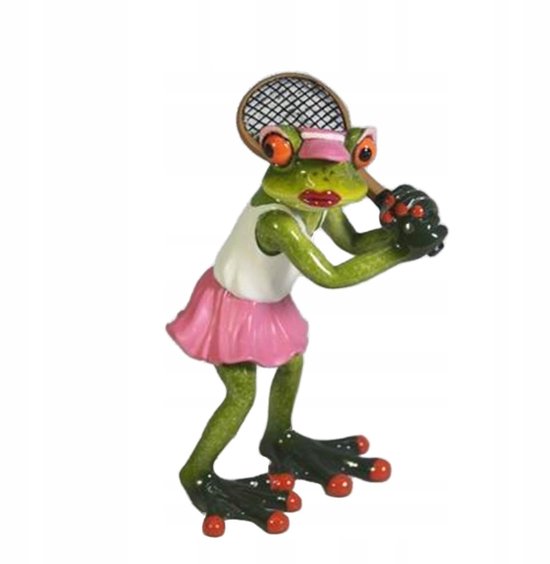 Groene kikker met rode lippen, witte tanktop, roze rok, draagt een roze hoofdband en houdt een tennisracket vast.