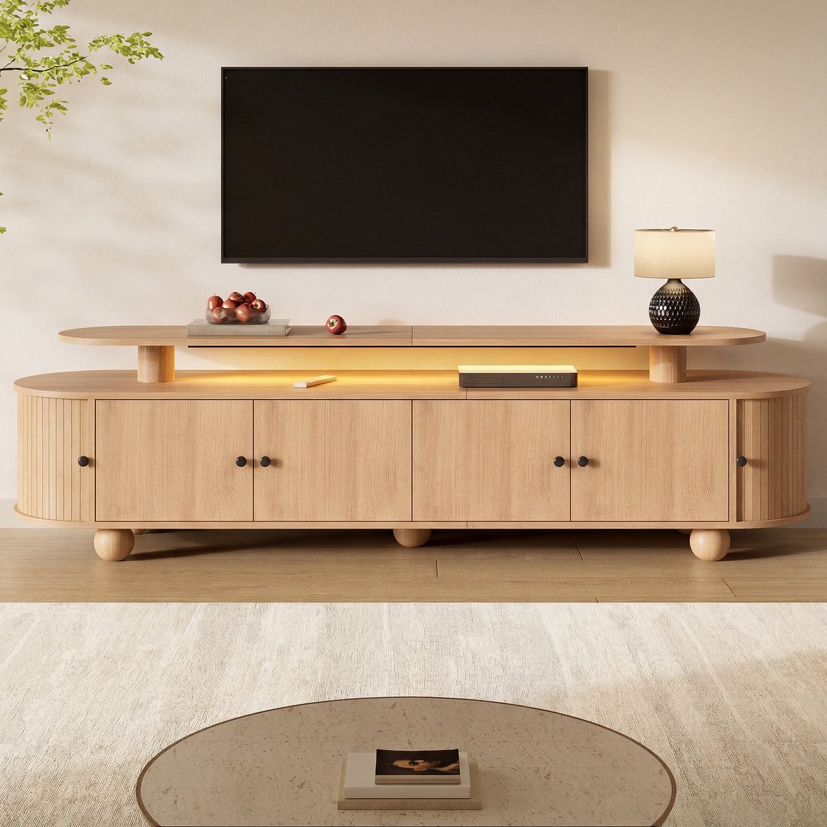 PHOEBE CAT TV-meubel – Afgeronde hoeken – LED-verlichting – Schuifdeuren – Houten poten – Naturel