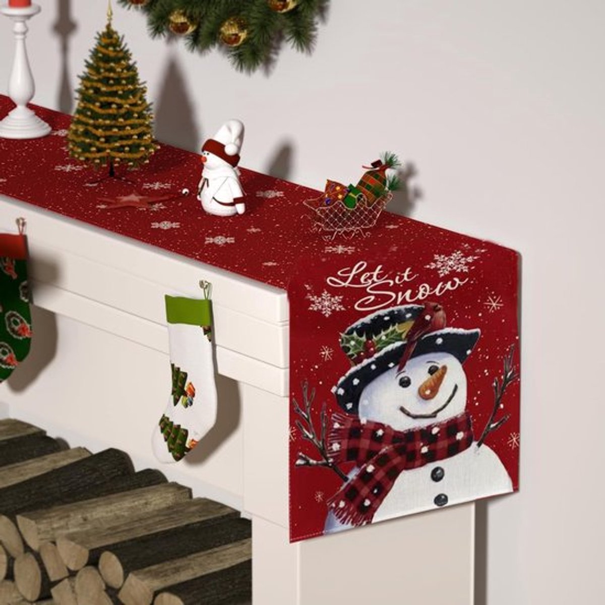 Tafelloper met sneeuwpop en rode halsdoek van 40 x 140 cm, sfeervolle winterse kerstdecoratie voor een gezellige tafel tijdens Kerstmis