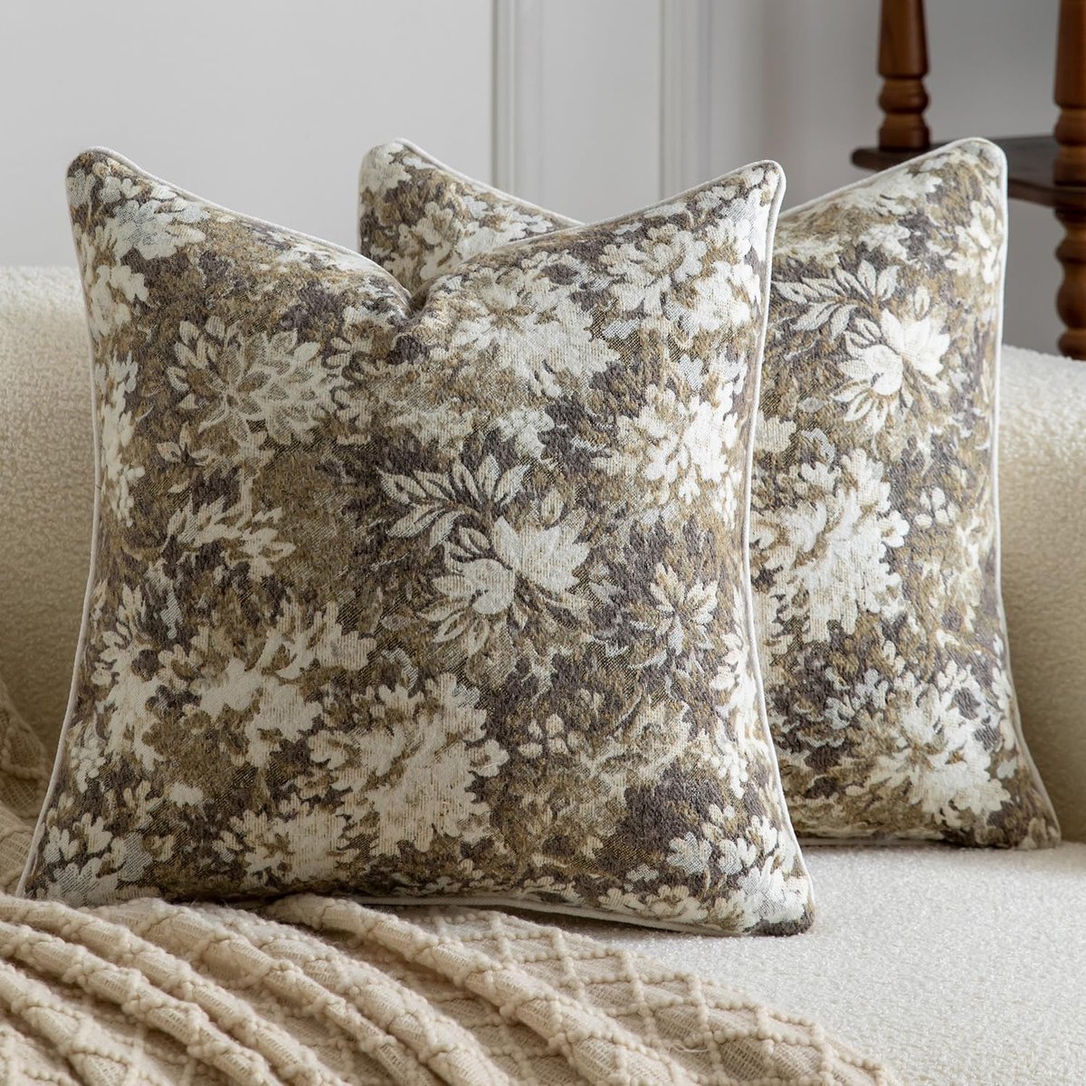 Kussenhoezen 45x45 cm - Ivoorgoud taupe - Vintage bloemen jacquard - Elegant en zacht voor je interieur - ShopVlot