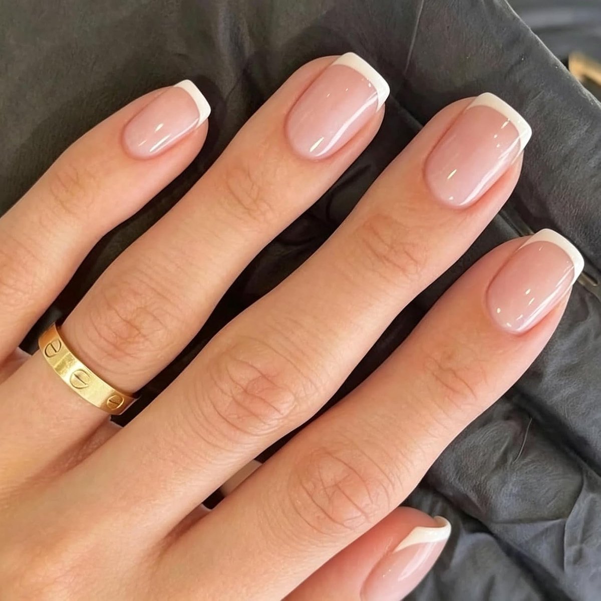 Press-on nagels 24 stuks - korte hoekige nepnagels - full cover kunstnageltips - perfecte manicure voor thuis - ShopVlot
