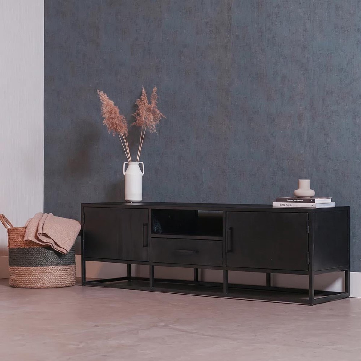Mangohouten TV Meubel Florence 165 cm Mahom Industrieel - TV Meubel van Mangohout & Metaal - Industriële TV Meubel