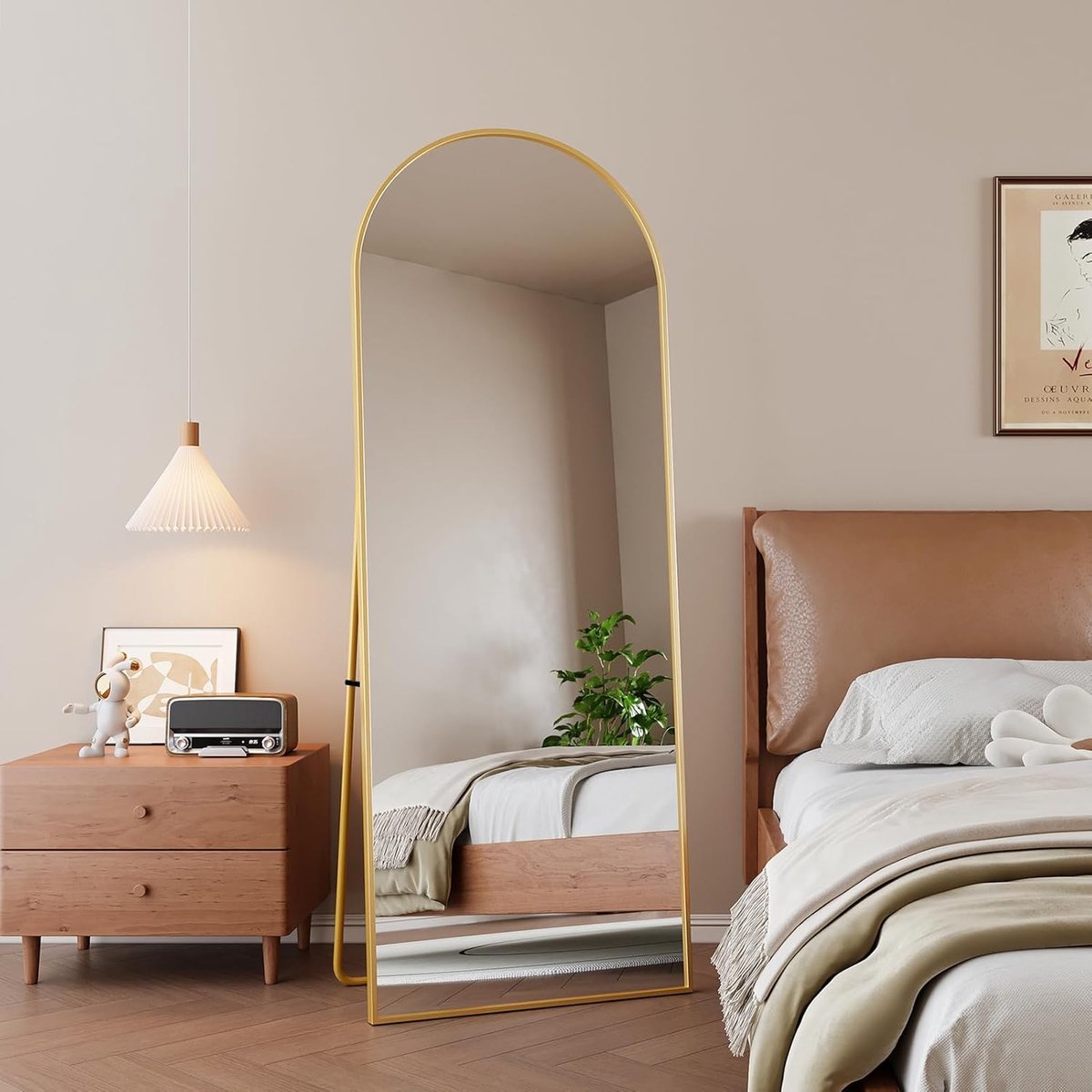 spiegel met goudkleurig aluminium frame, 162 x 53 cm, om op te hangen aan de muur, staand of vrijstaand, met afgeronde hoeken voor slaapkamer en kleedkamer