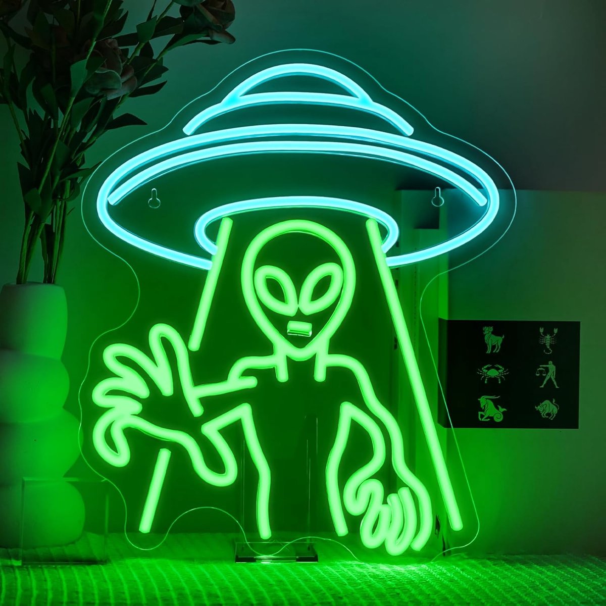 Neon sign ruimteschip alien - kleurrijk ontwerp - sfeerverlichting - perfect voor kinderkamer - ShopVlot